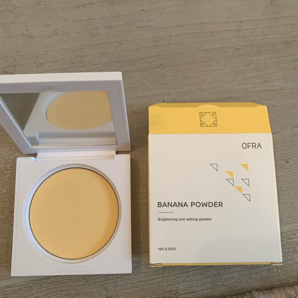 OFRA Banana Pressed Powder